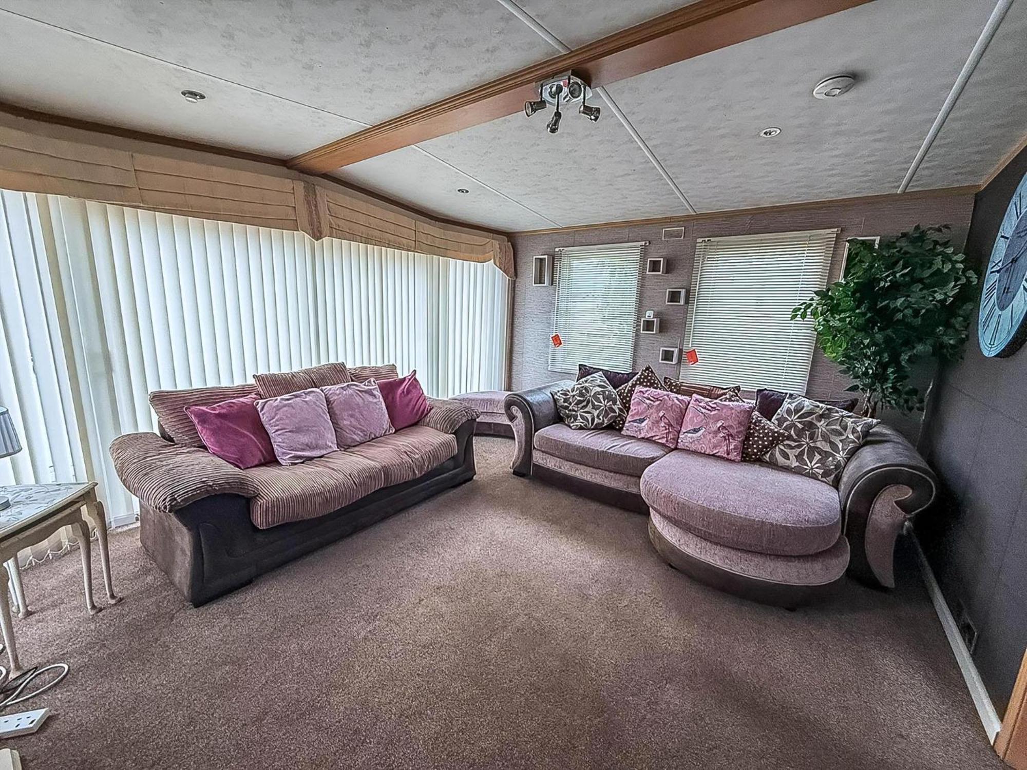 6 Berth Caravan For Hire At Seawick Holiday Park In Clacton-On-Sea Ref 27049Sw Exterior foto